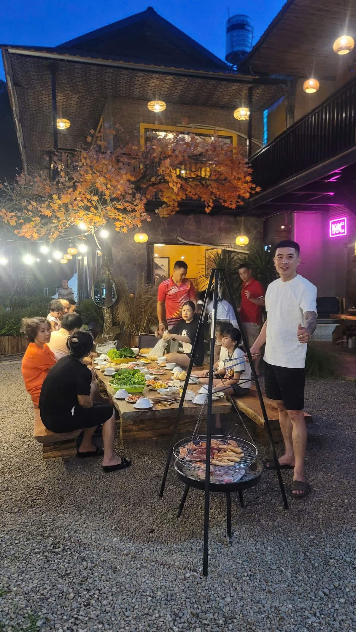 Nướng BBQ và bàn tiệc ngoài trời tại A Tủn Homestay (8/8)